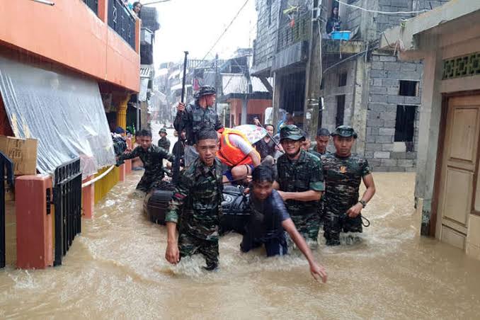 Banjir dan Longsor Terjang Manado, 34  Kelurahan Dilaporkan Terdampak 